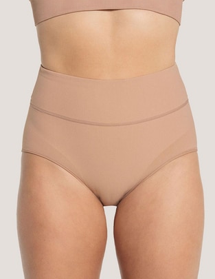Faja tipo panty con compresión media para mujer Faja tipo panty con compresión media para mujer