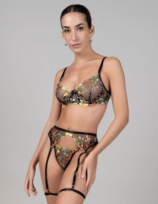 Set bra-panty-liguero Set bra-panty-liguero