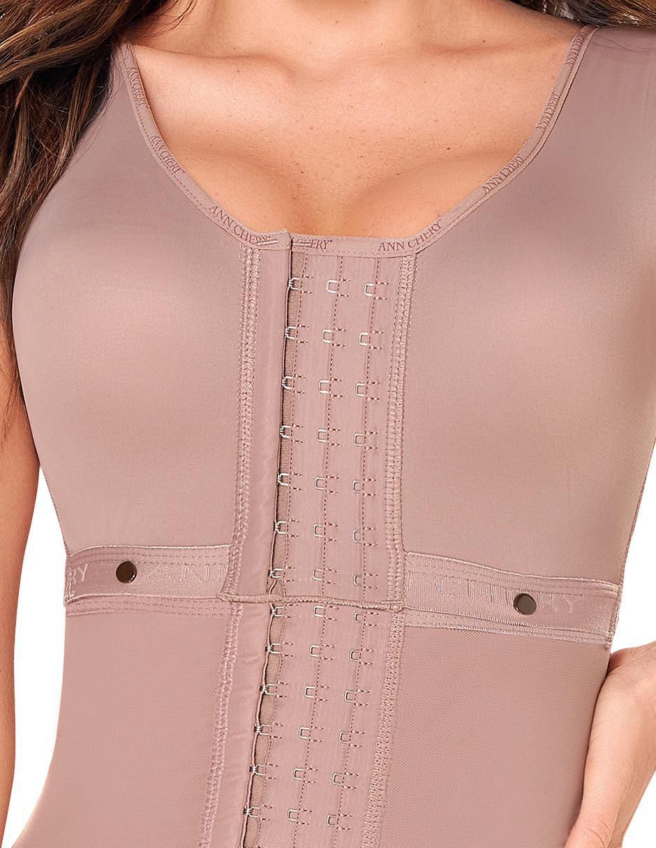 Faja postoperatoria con compresión media para mujer
