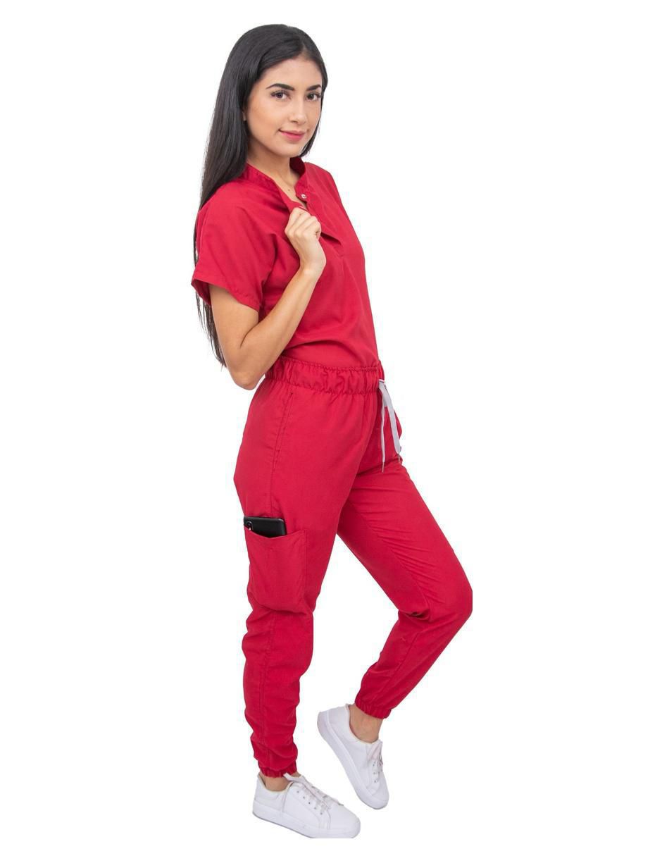 Pijama quirúrgica estilo relajado para mujer 2