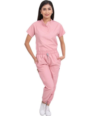 Pijama quirúrgica estilo relajado para mujer