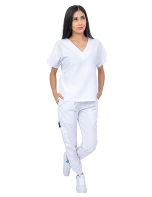 Pijama quirúrgica estilo relajado para mujer Pijama quirúrgica estilo relajado para mujer