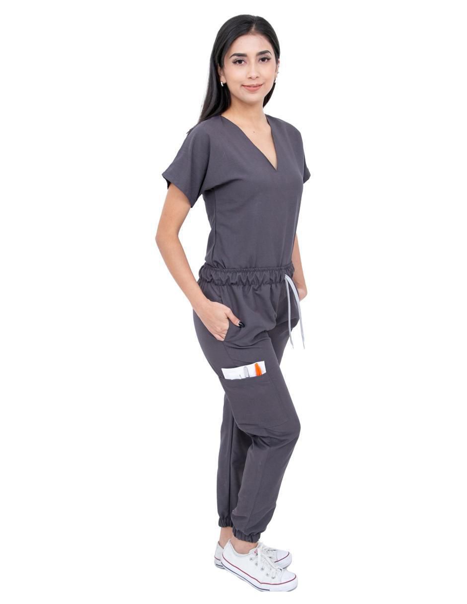 Pijama quirúrgica estilo relajado para mujer 2