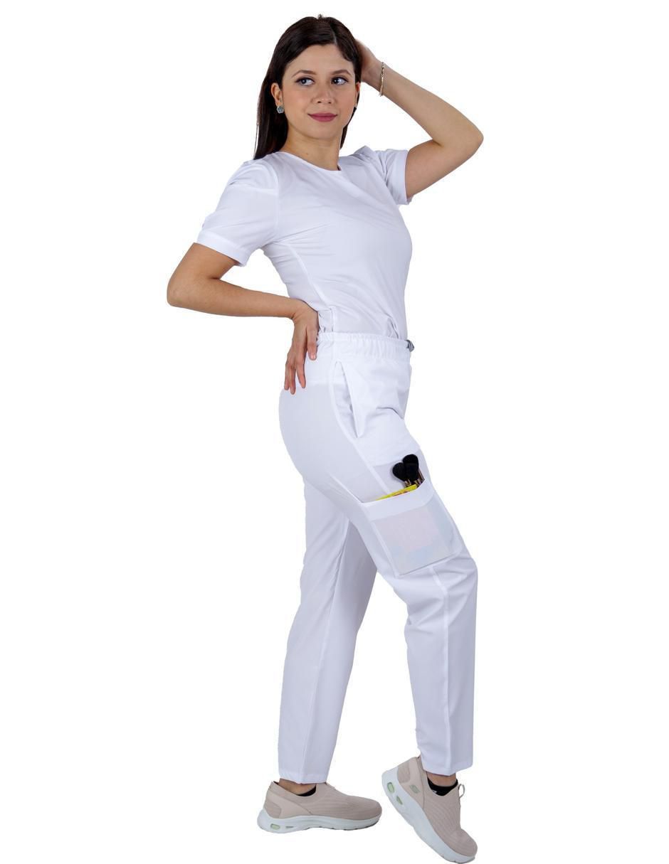 Pijama quirúrgica estilo relajado para mujer 2