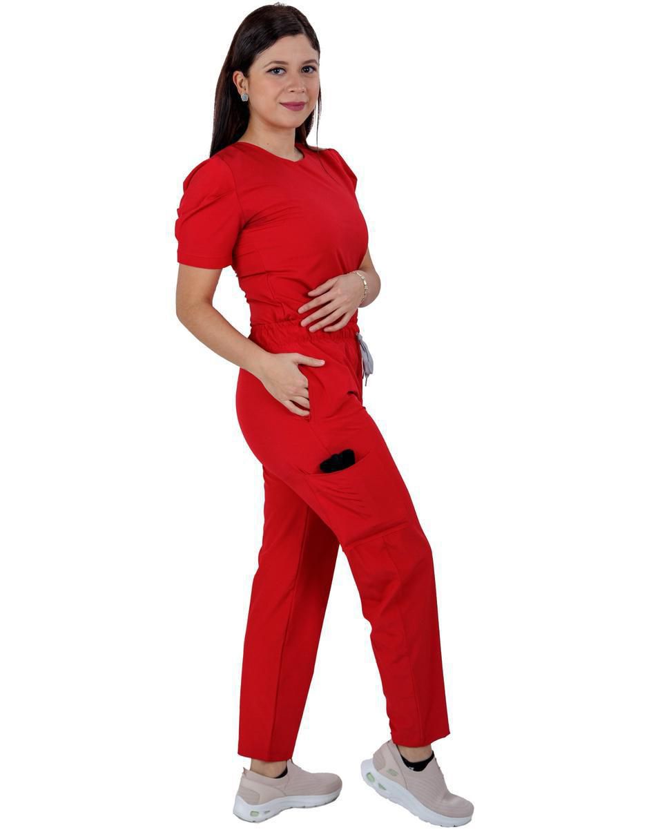 Pijama quirúrgica estilo relajado para mujer 2