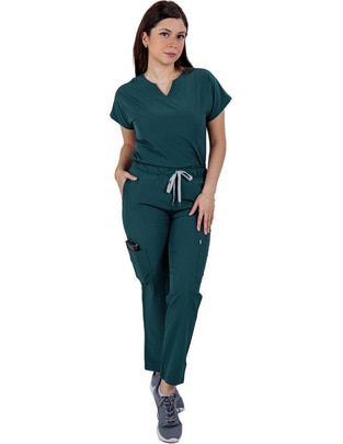 Pijama quirúrgica estilo relajado para mujer