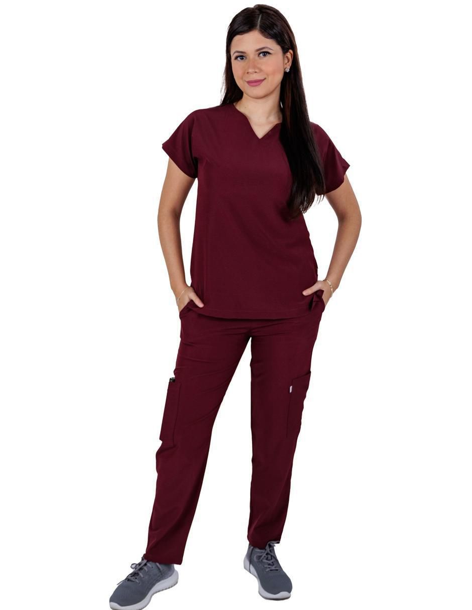 Pijama quirúrgica estilo relajado para mujer 2