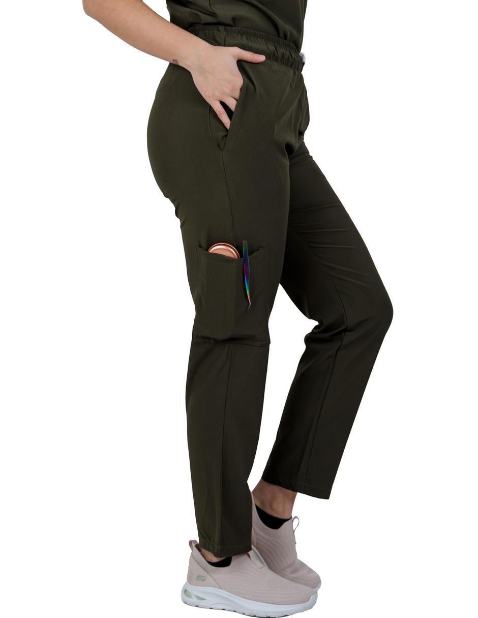 Pijama quirúrgica estilo relajado para mujer 2