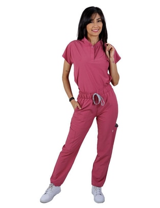 Pijama quirúrgica estilo relajado para mujer