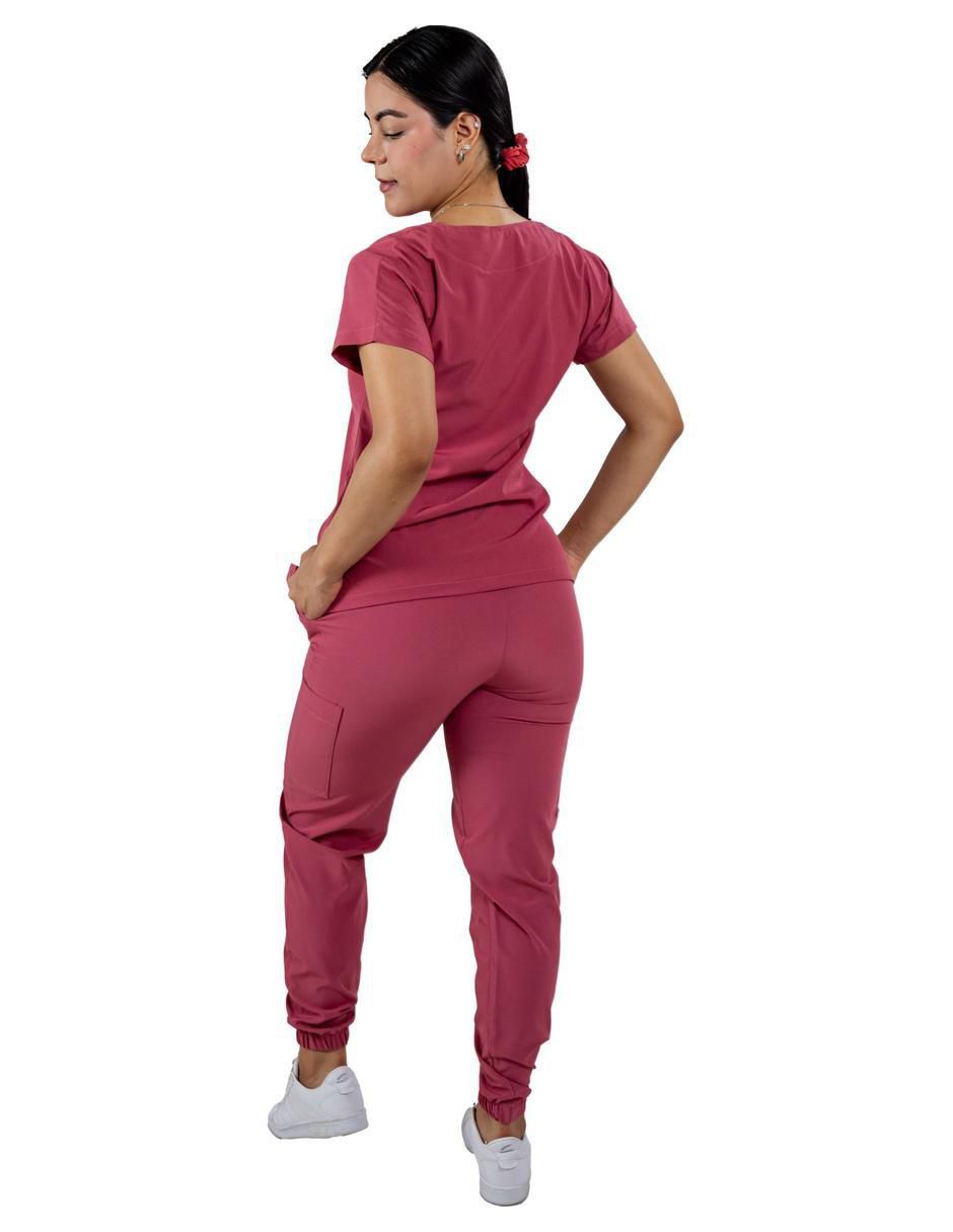 Pijama quirúrgica estilo relajado para mujer 4