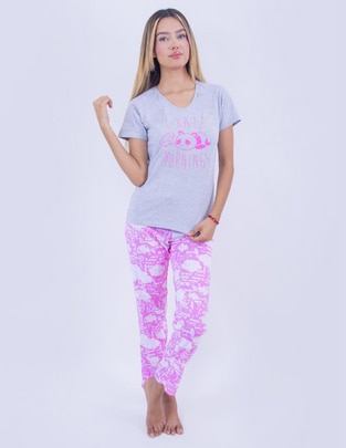 Conjunto pijama para mujer Conjunto pijama para mujer
