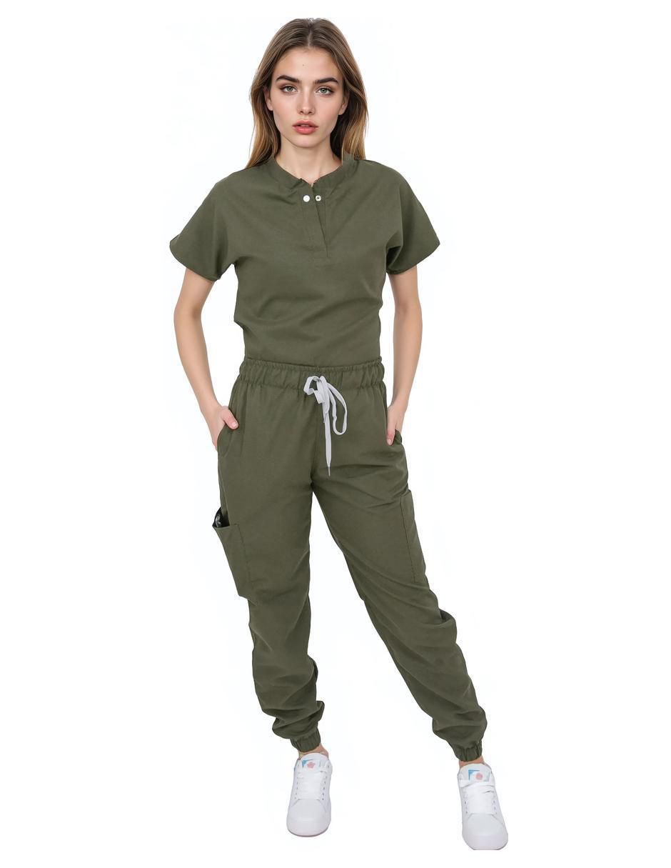 Pijama quirúrgica estilo relajado para mujer 1