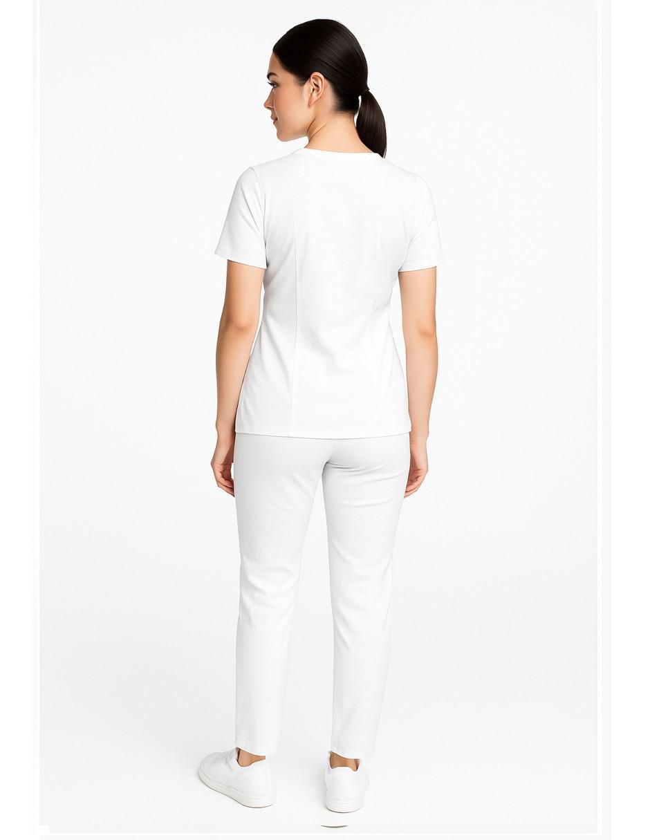 Pijama quirúrgica estilo ajustado para mujer 3