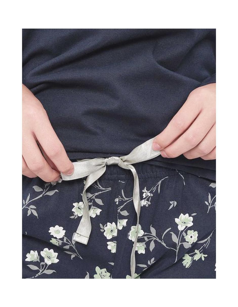 Conjunto pijama Flores para mujer