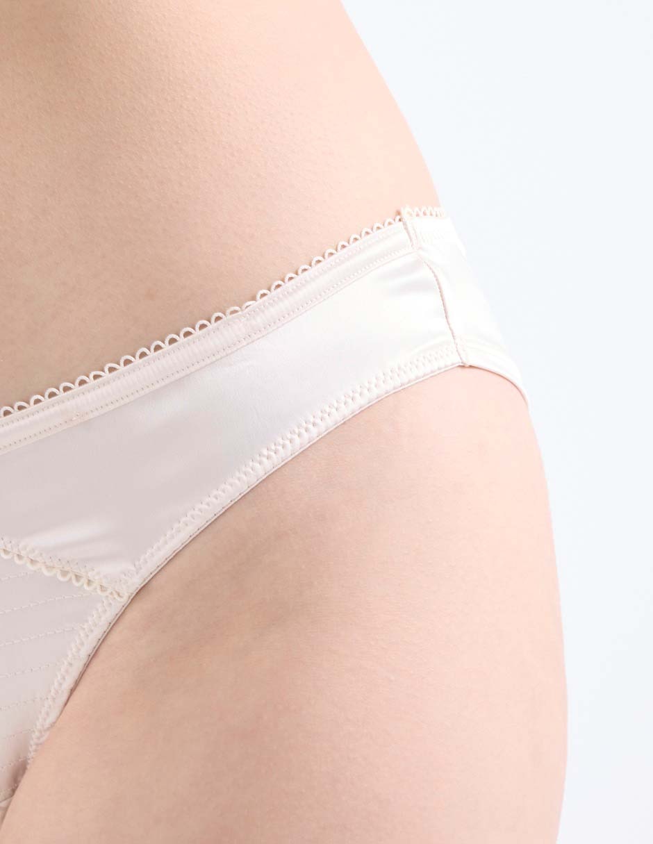 Panty brasileña para mujer