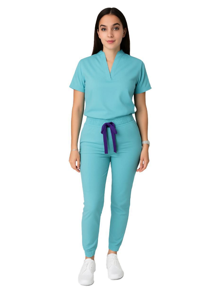 Pijama quirúrgica estilo relajado para mujer 1
