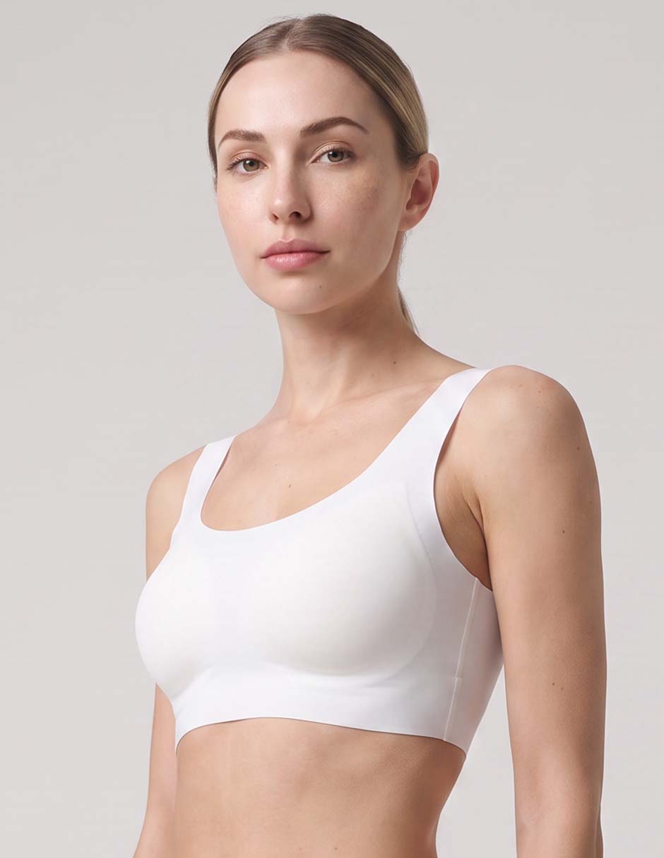 Top cuello redondo escote medio tirante ancho Top cuello redondo escote medio tirante ancho
