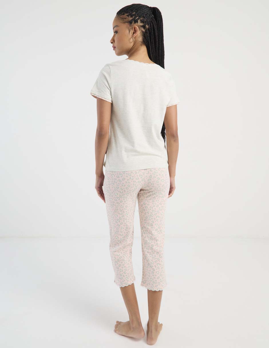 Conjunto pijama para mujer 11