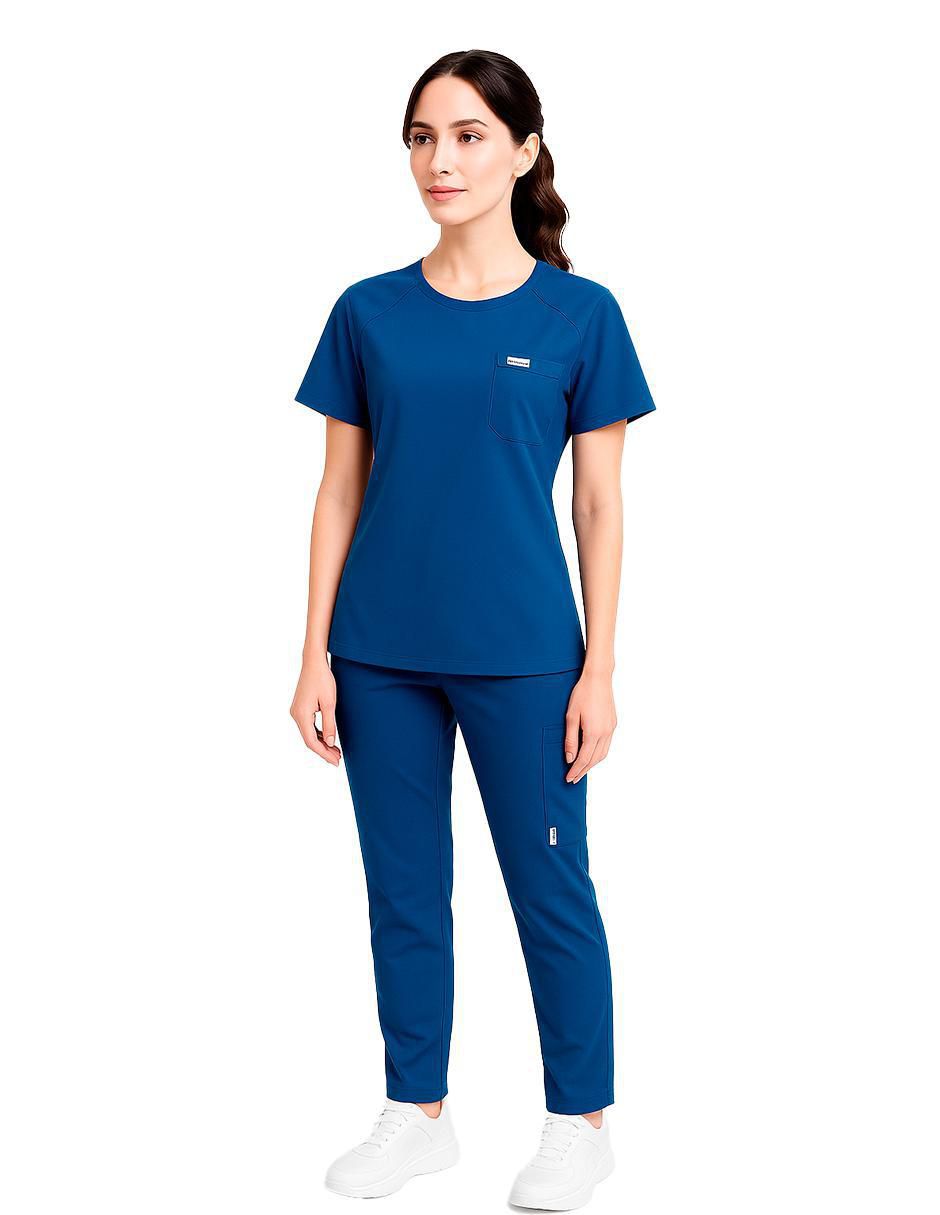 Uniforme estilo relajado para mujer