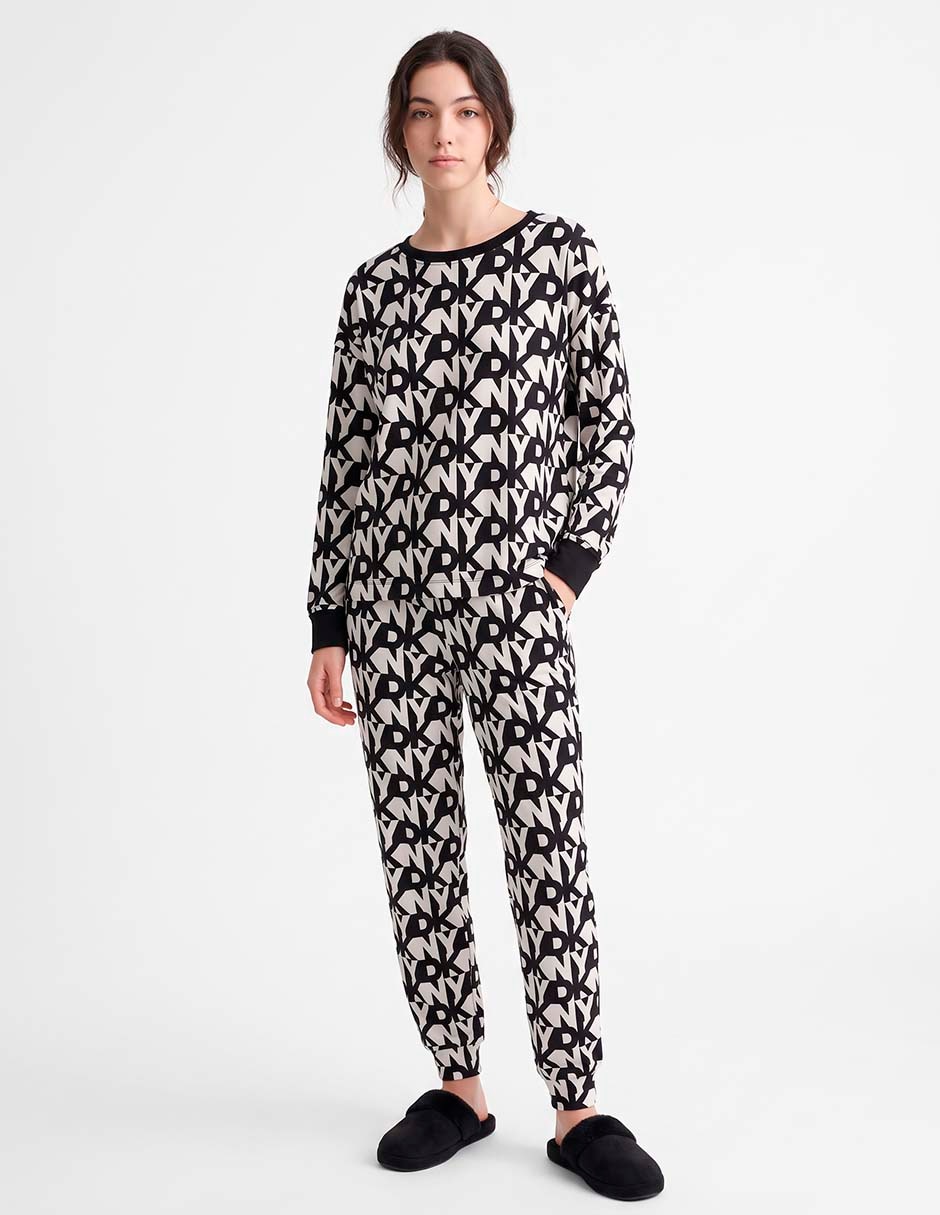 Conjunto pijama para mujer Conjunto pijama para mujer