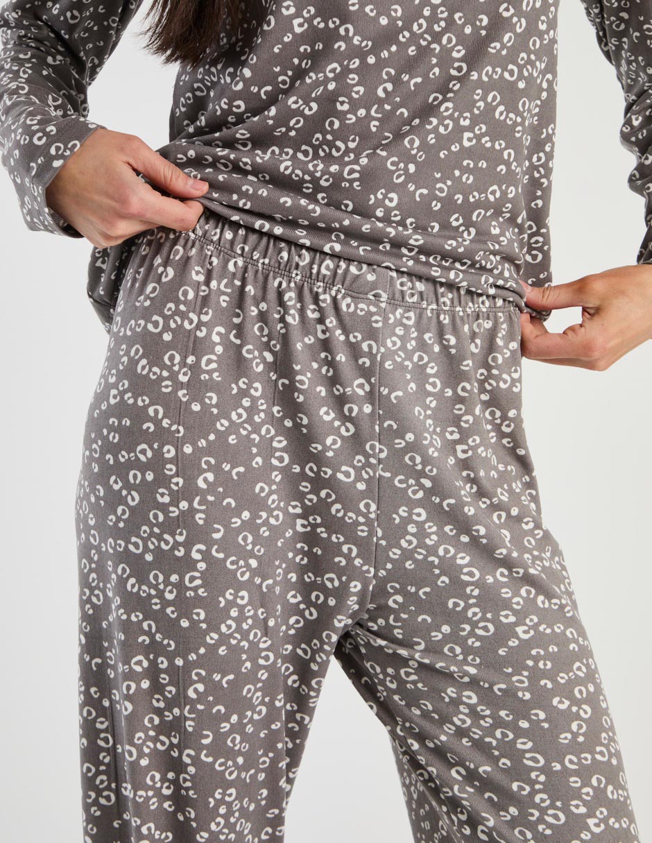Conjunto pijama para mujer 10