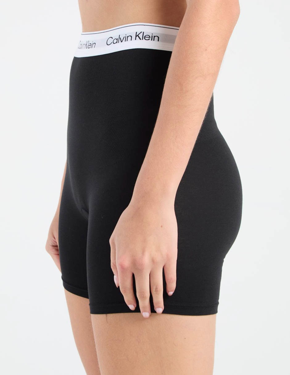 Faja tipo panty con compresión media para mujer