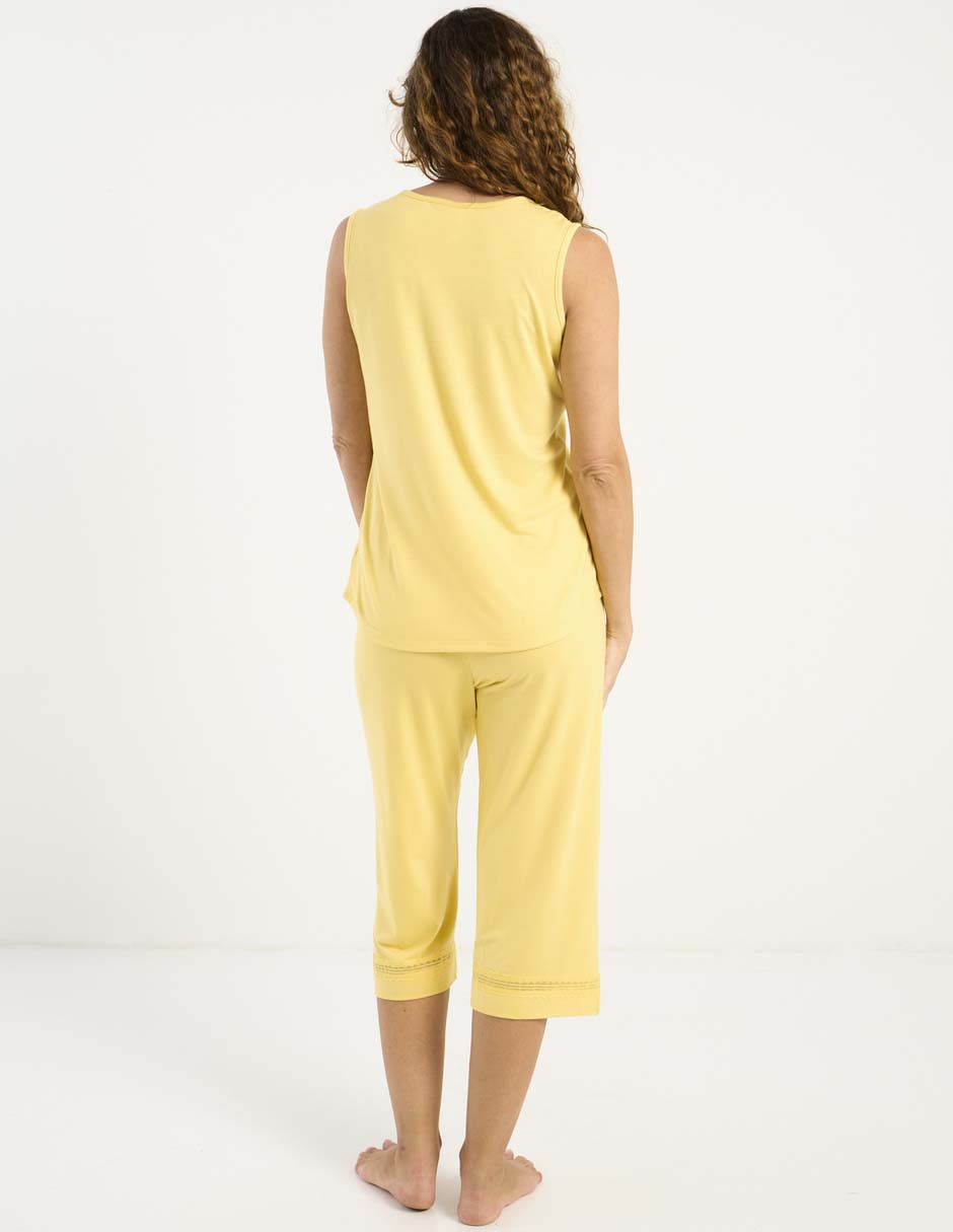 Conjunto pijama para mujer 11