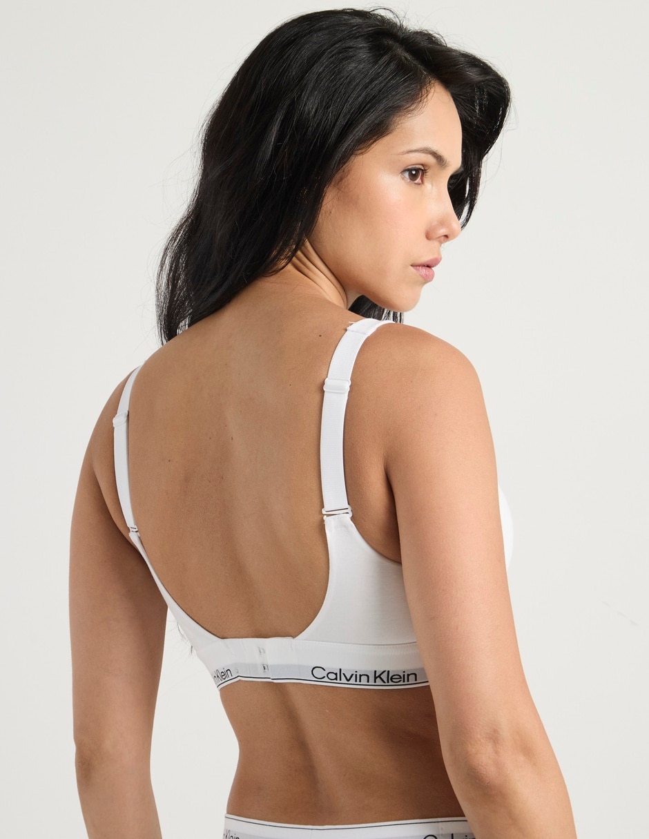 Bralette copa preformada para mujer 4
