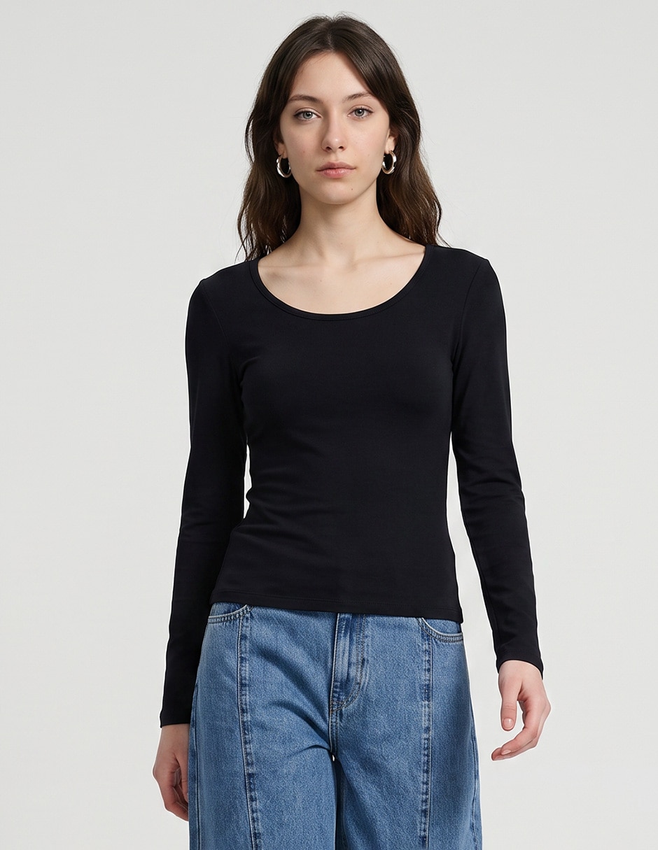 Camiseta cuello redondo manga larga Camiseta cuello redondo manga larga