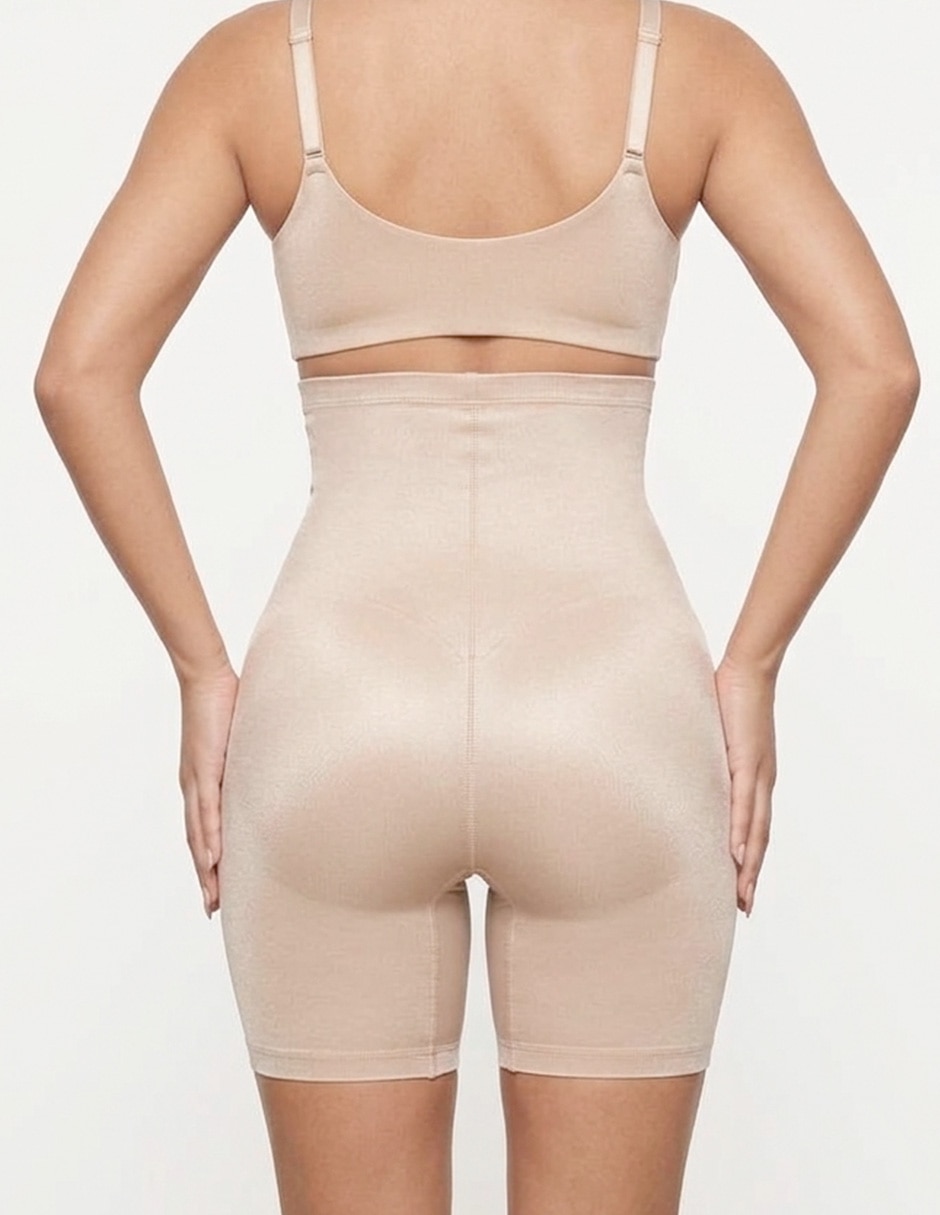 Faja tipo short con compresión alta para mujer 3