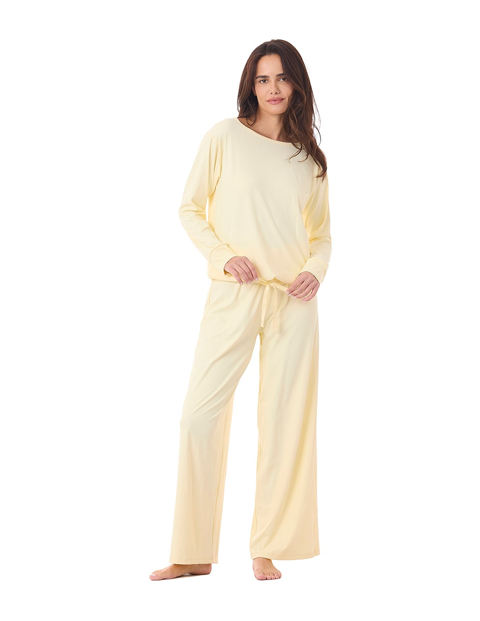 Conjunto pijama loungewear para mujer Conjunto pijama loungewear para mujer
