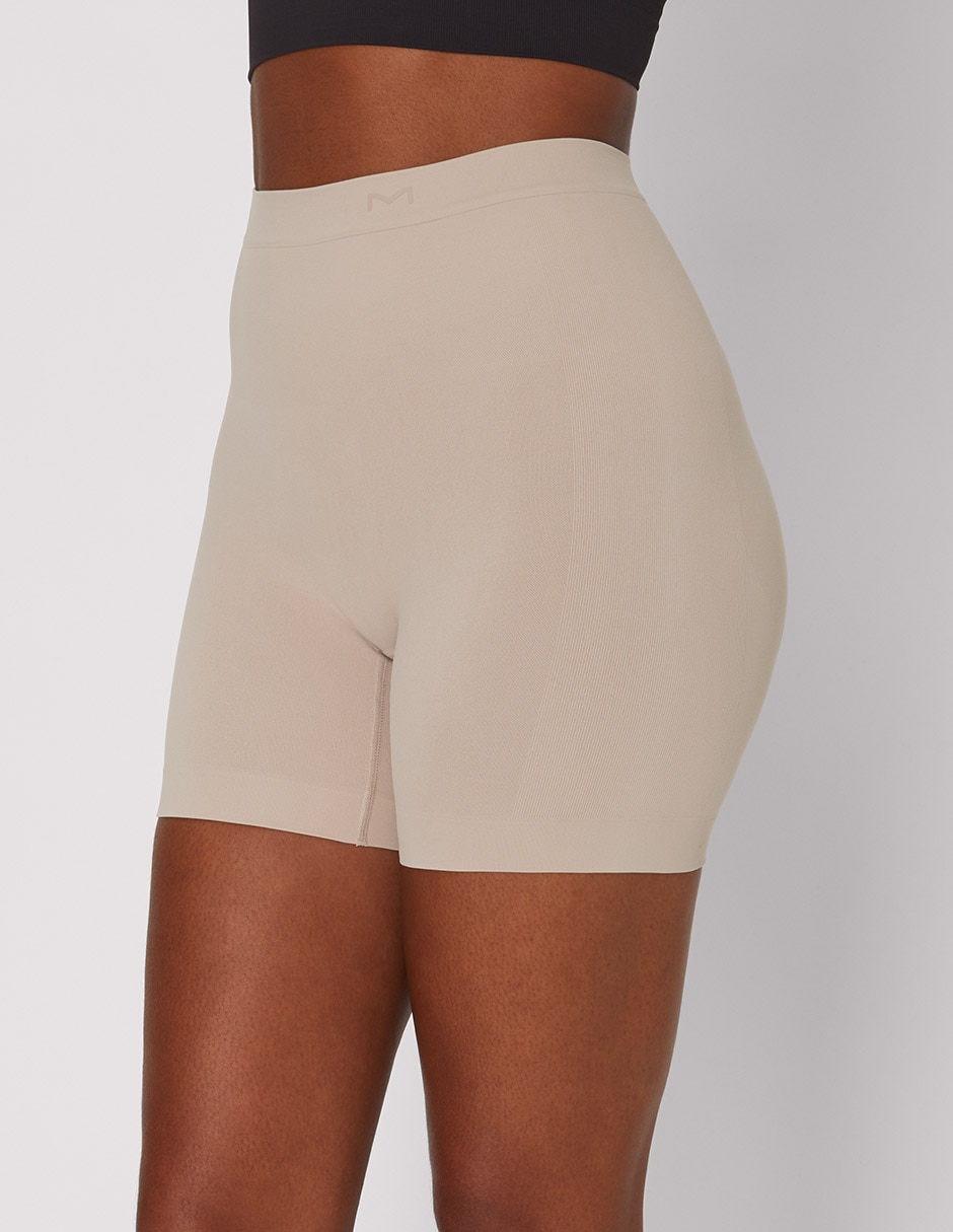 Faja tipo short con compresión media para mujer 4