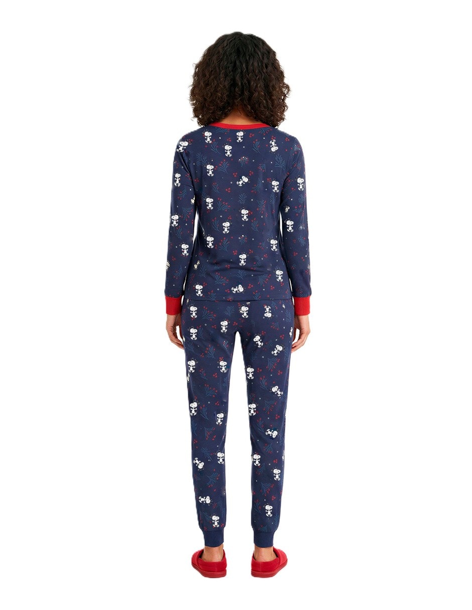Conjunto pijama Snoopy para mujer 5