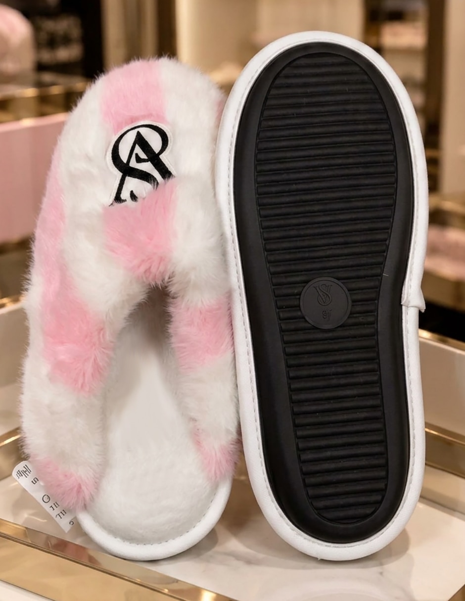 Pantufla Luxe Plush para mujer