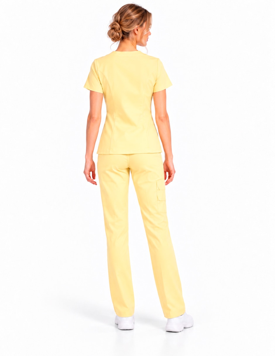 Pijama quirúrgica estilo regular para mujer 2