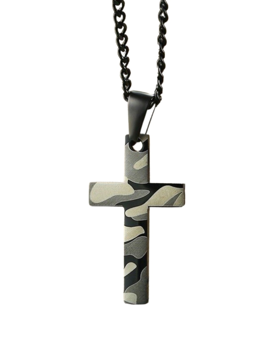 Collar con dije de cruz Chulada Black de acero inoxidable